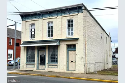 563 N Queen Street, Martinsburg, WV 25404 - Photo 1