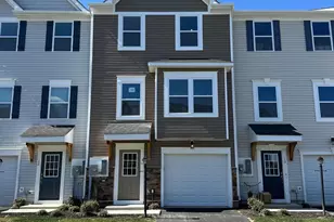 16 Zander Rd, Inwood, WV 25428 - Photo 1