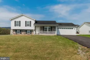 17 Shuykill Dr, Martinsburg, WV 25403 - Photo 1