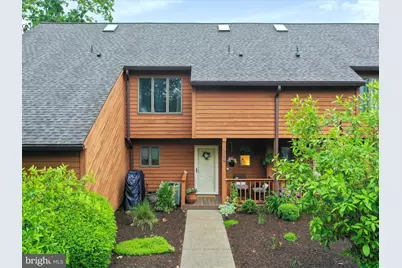 264 Tecumseh Trail, Hedgesville, WV 25427 - Photo 1