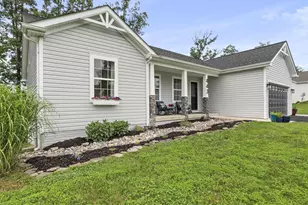 443 Executive Way, Hedgesville, WV 25427 - Photo 1