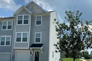 8 Wayside Ct, Falling Waters, WV 25419 - Photo 1