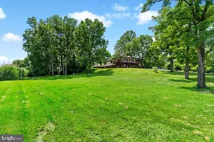 244 Pitzers Chapel Rd, Martinsburg, WV 25403 - Photo 1