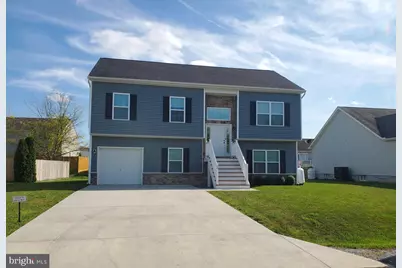 64 Bunting Avenue, Martinsburg, WV 25405 - Photo 1