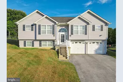 386 Pacific Boulevard, Hedgesville, WV 25427 - Photo 1