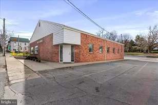 103 W Main St, Hedgesville, WV 25427 - Photo 1