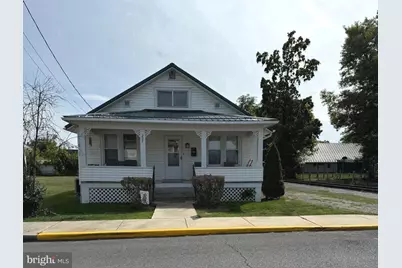 227 Washington Street, Moorefield, WV 26836 - Photo 1