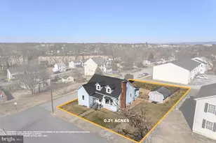 141 Maple Ave, Charles Town, WV 25414 - Photo 1