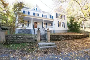 401 Henry Clay St, Harpers Ferry, WV 25425 - Photo 1