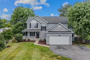 571 Oak Lee Dr, Ranson, WV 25438 - Photo 1