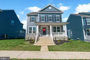 184 Silverleaf Dr, Charles Town, WV 25414 - Photo 1