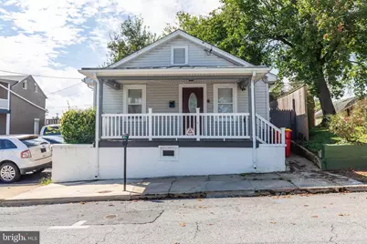 110 Lawrence Street N, Charles Town, WV 25414 - Photo 1