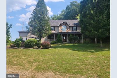 576 S Lakewood Drive, Ridgeley, WV 26753 - Photo 1