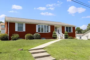 1550 Beacon St, Keyser, WV 26726 - Photo 1