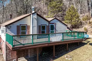 16284 Cacapon Rd, Great Cacapon, WV 25422 - Photo 1