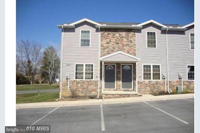 10588 Sunburst Gardens Dr #B, Waynesboro, PA 17268 - MLS 1001027073 -  Coldwell Banker