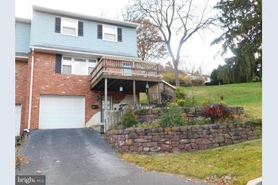 16 Apple St Boyertown Pa 19512 Mls Pabk367224 Coldwell Banker