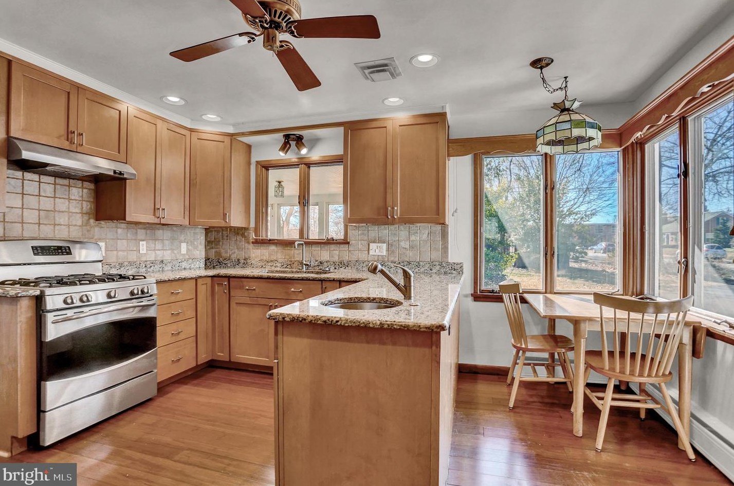 100 E Maplewood Ave, Navy Sup Dpt, PA 17055