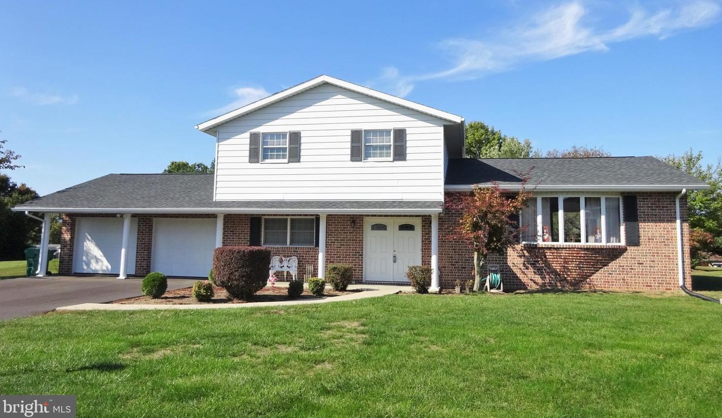 53 Amethyst Dr, Chambersburg, PA 17202 MLS PAFL168916 Coldwell Banker