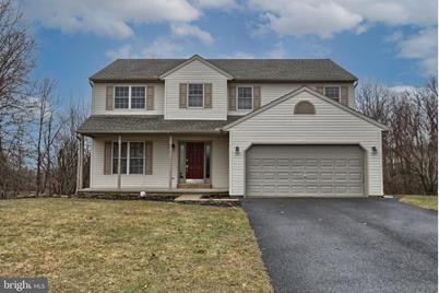 31 Wheatland Drive, Myerstown, PA 17067 - Photo 1