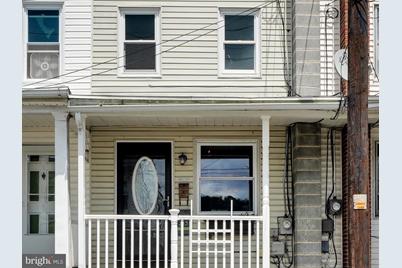 213 S Morris Street - Photo 1