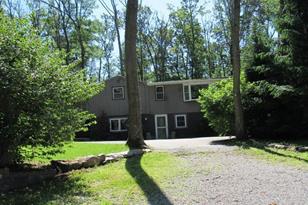 581 Highland Rd Hanover Pa 17331 Mls Payk145176 Coldwell Banker
