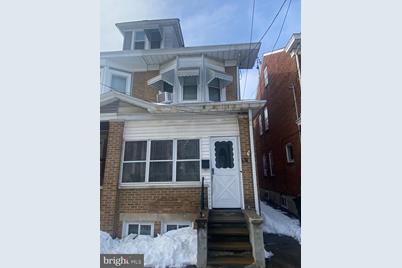 131 Virginia Avenue, Trenton, NJ 08611 - Photo 1