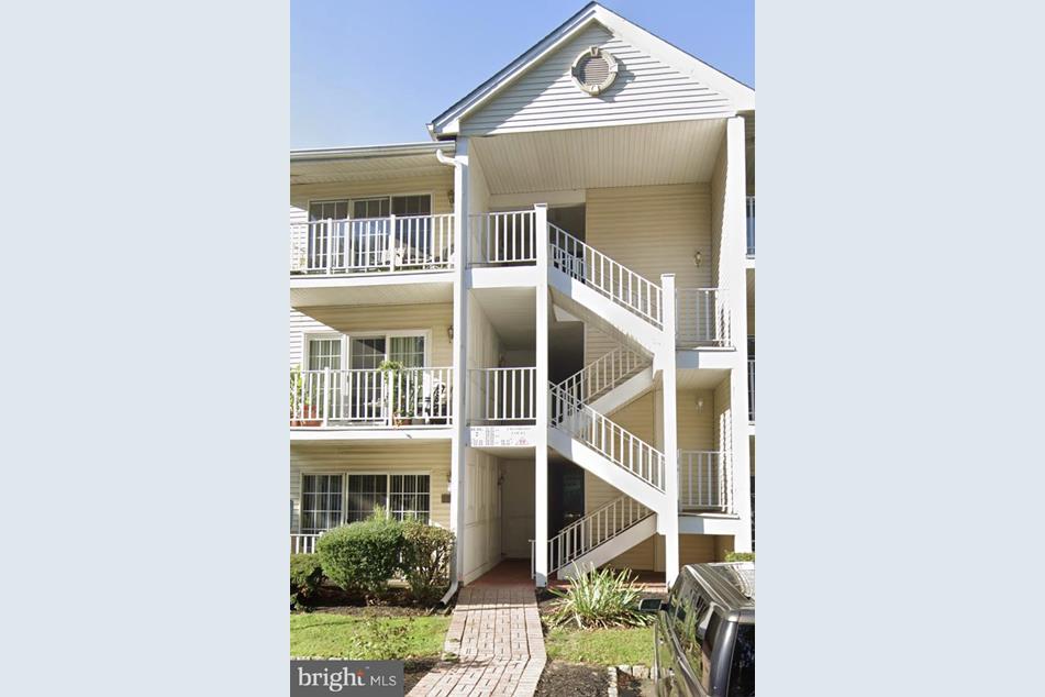 30 Chambord Ct, Hamilton Township, NJ 08619 MLS NJME2026570