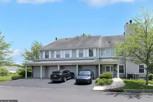 802 Eagles Chase Dr, Trenton, NJ 08648 - Photo 1