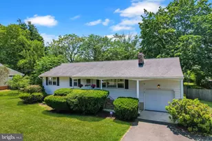 163 Hickory Corner Rd, Hightstown, NJ 08520 - Photo 1