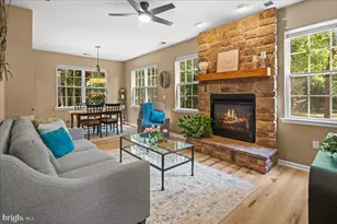 127 Newman Ct, Pennington, NJ 08534 - Photo 1