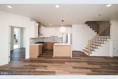 19 Lincoln Court #204, Princeton, NJ 08540 - Photo 1