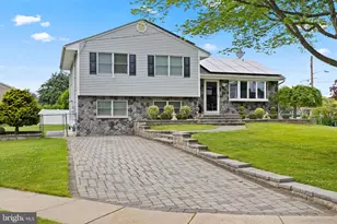 25 Toby Ln, Hamilton Township, NJ 08620 - Photo 1