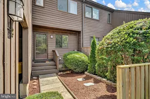 48 Jacob Ct, Trenton, NJ 08628 - Photo 1