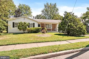 18 Compton Way, Hamilton Township, NJ 08690 - Photo 1