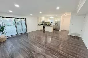 401 Meadow Woods Ln, Lawrenceville, NJ 08648 - Photo 1