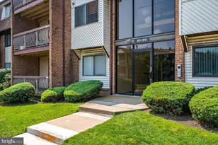 811 Edison Glen Terrace, Edison, NJ 08837 - Photo 1