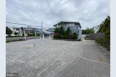 7701 Long Beach Boulevard, Harvey Cedars, NJ 08008 - Photo 1