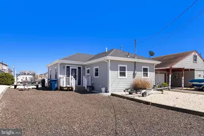 122 N Spinnaker Drive, Tuckerton, NJ 08087 - Photo 1