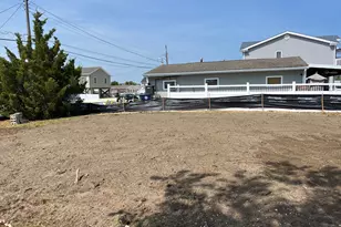 2 W Mohawk Dr, Tuckerton, NJ 08087 - Photo 1
