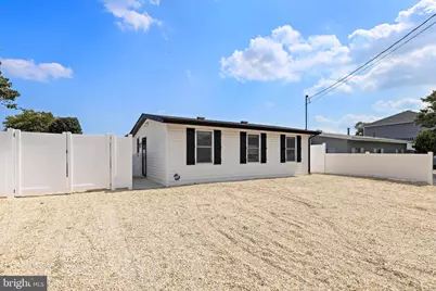 11 Charles Boulevard, Manahawkin, NJ 08050 - Photo 1