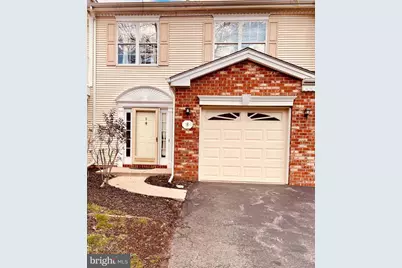 8 Coral Court, Franklin Township, NJ 08823 - Photo 1