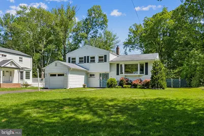 76 Briarwood Drive E, Berkeley Heights, NJ 07922 - Photo 1