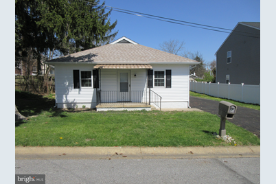 2 Irwin Avenue, New Castle, DE 19720 - Photo 1