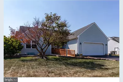 61 Buena Vista Drive, New Castle, DE 19720 - Photo 1