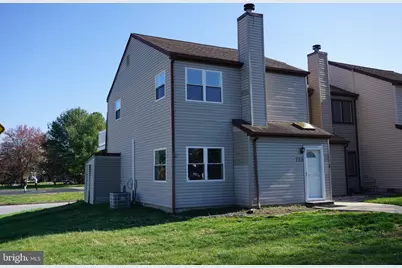 223 E Green Valley Circle, Newark, DE 19711 - Photo 1