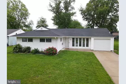 5 Stephen Drive E, Newark, DE 19713 - Photo 1