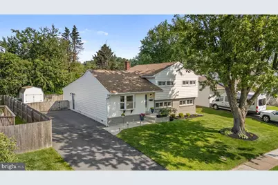 170 W Shelley Drive, Claymont, DE 19703 - Photo 1