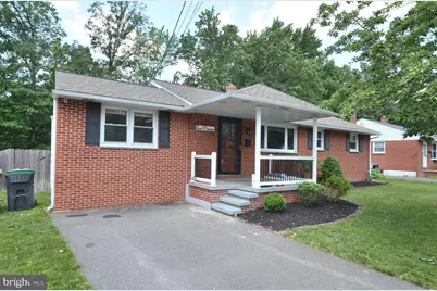 207 Maryland Avenue, Newport, DE 19804 - Photo 1