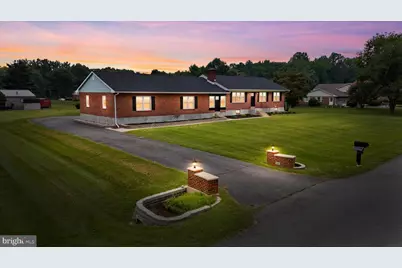 211 Marabou Drive, Newark, DE 19702 - Photo 1